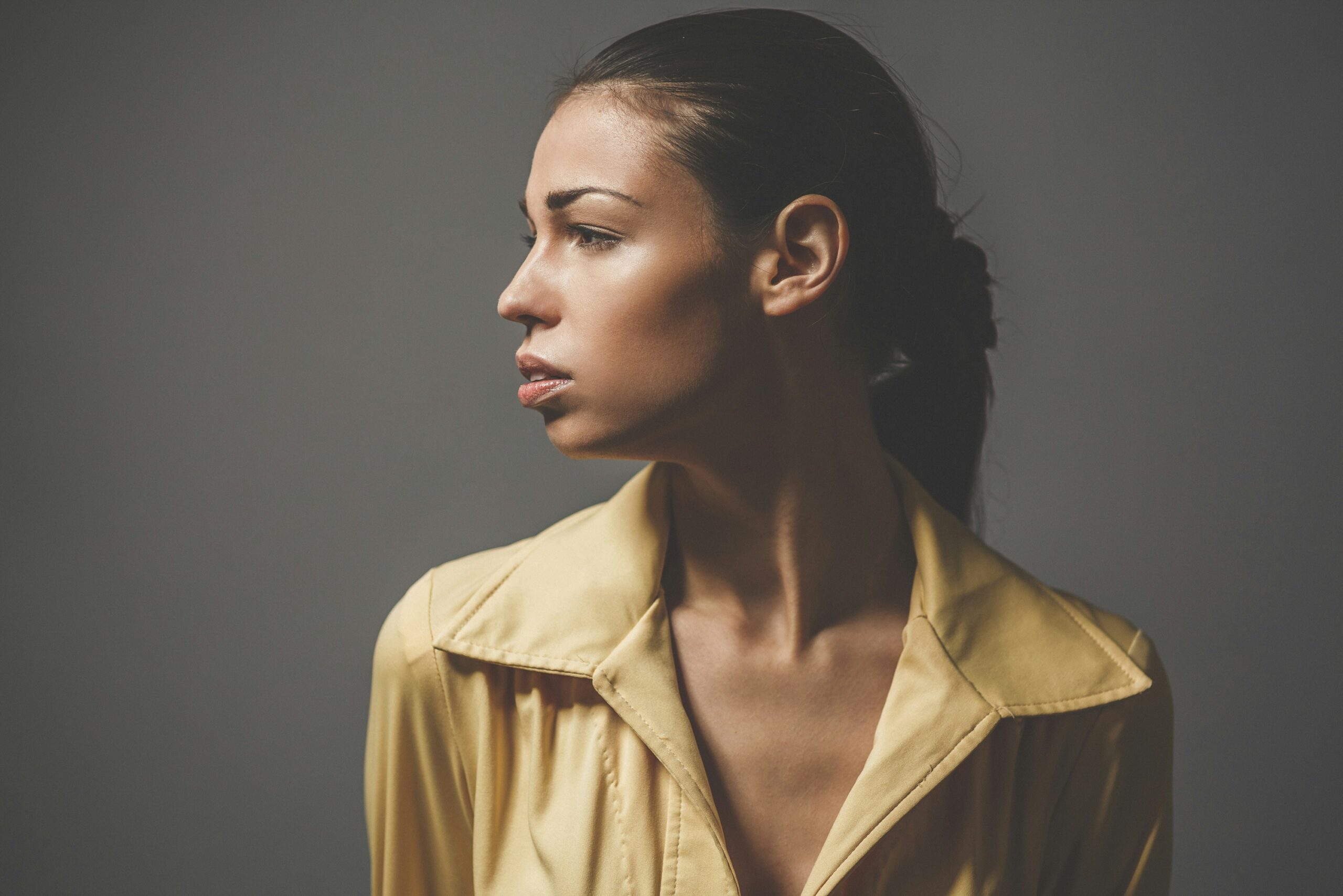 découvrez les causes et les traitements des démangeaisons de l'oreille avec notre guide complet sur les sensations de démangeaisons dans l'oreille.